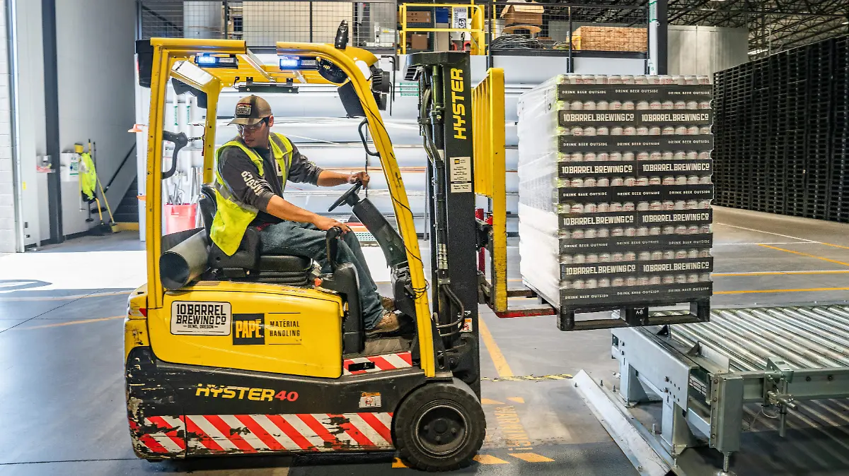 trabajador de bodega